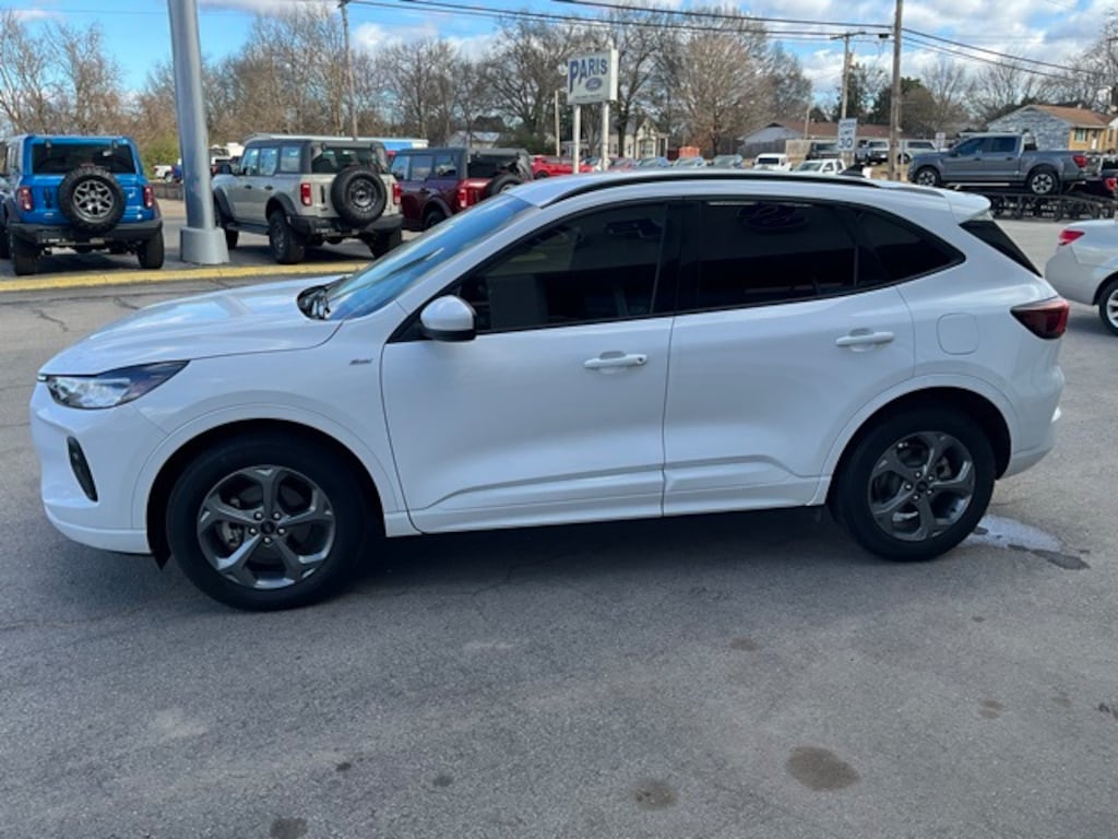 Used 2023 Ford Escape Hybrid ST-Line Select SUV