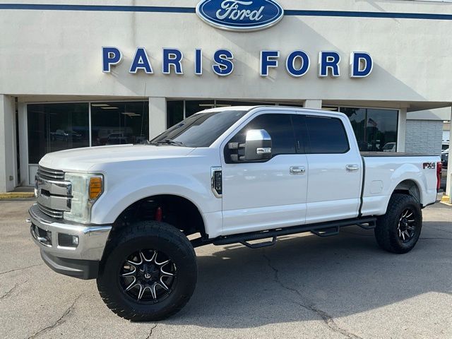 2017 Ford F-250 Lariat 4x4 Crew Cab 8' Box's photo