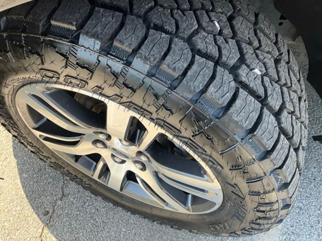 Used 2022 Ford Expedition XLT SUV