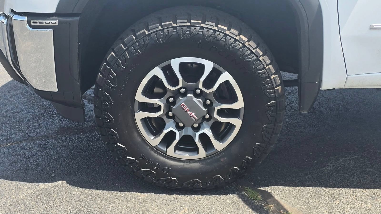 2024 GMC Sierra 2500HD SLE - Photo 13