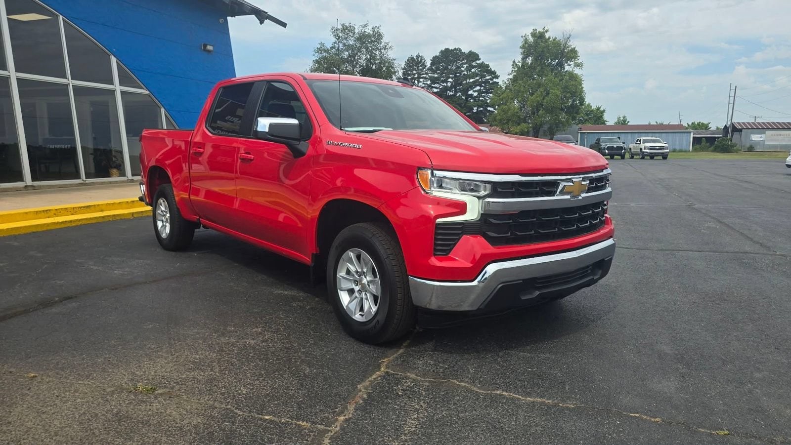 Used 2025 Chevrolet Silverado 1500 LT with VIN 1GCPACEDXSZ116796 for sale in Little Rock