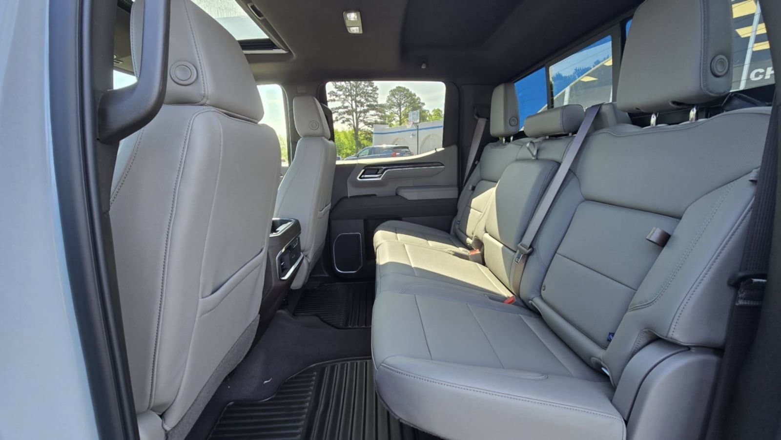 2026 Chevrolet Silverado 1500 LTZ - Photo 10