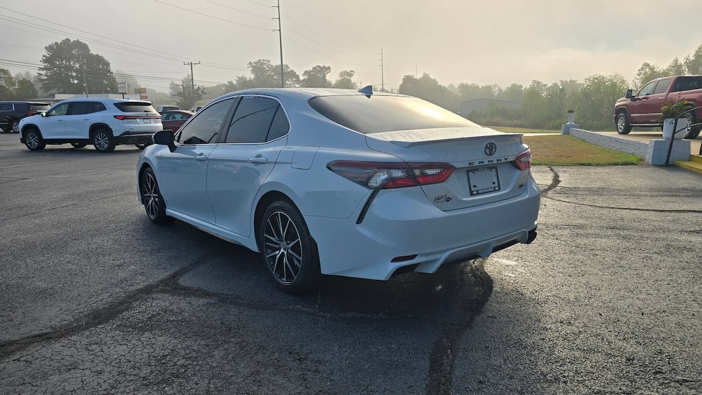 Used 2023 Toyota Camry SE