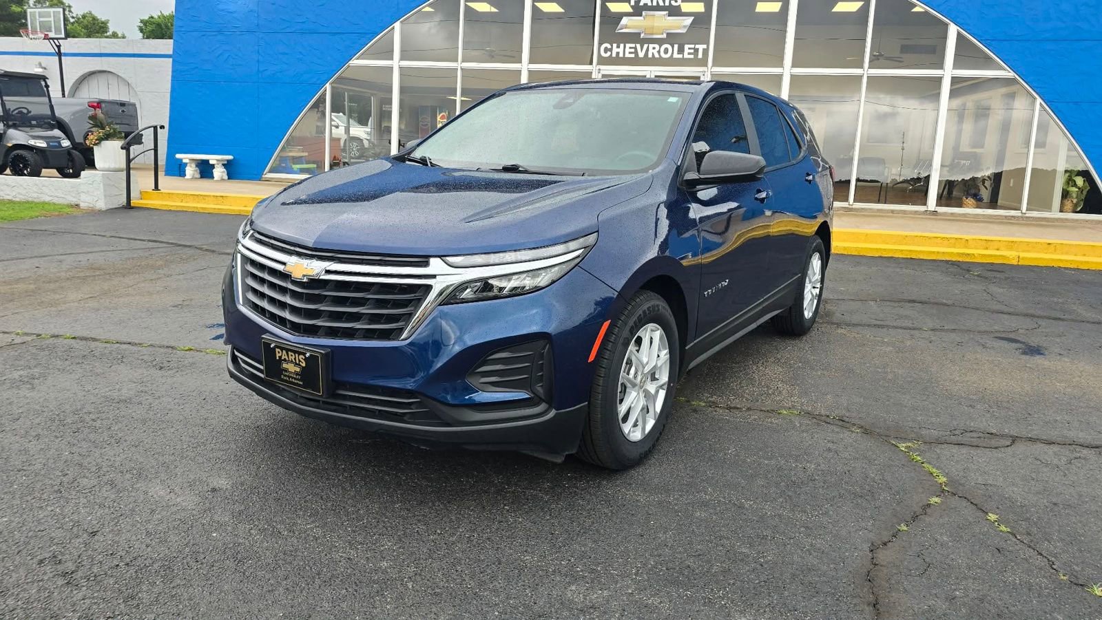 2022 Chevrolet Equinox LS's photo