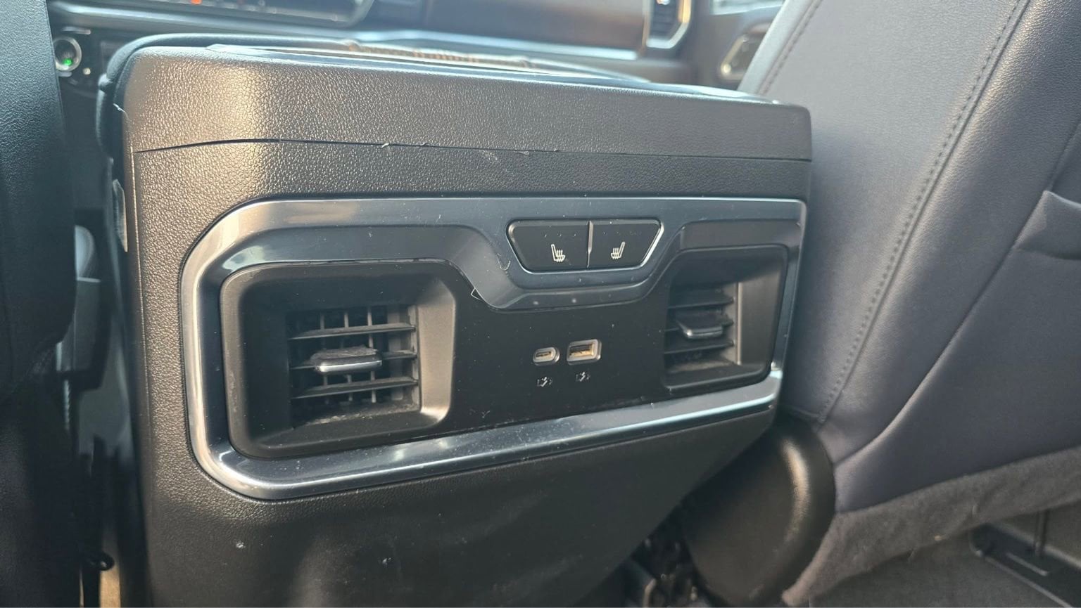 2024 Chevrolet Silverado 3500HD High Country - Photo 17