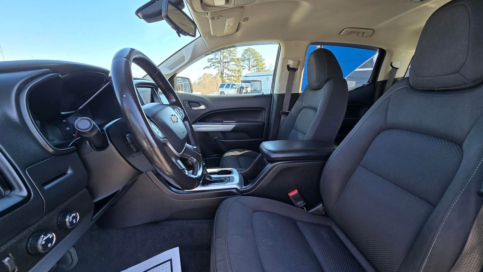 2020 Chevrolet Colorado LT - Photo 10