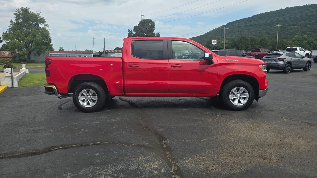 Used 2025 Chevrolet Silverado 1500 LT Truck