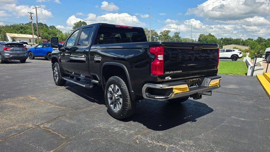 New 2026 Chevrolet Silverado 2500 HD LT Truck