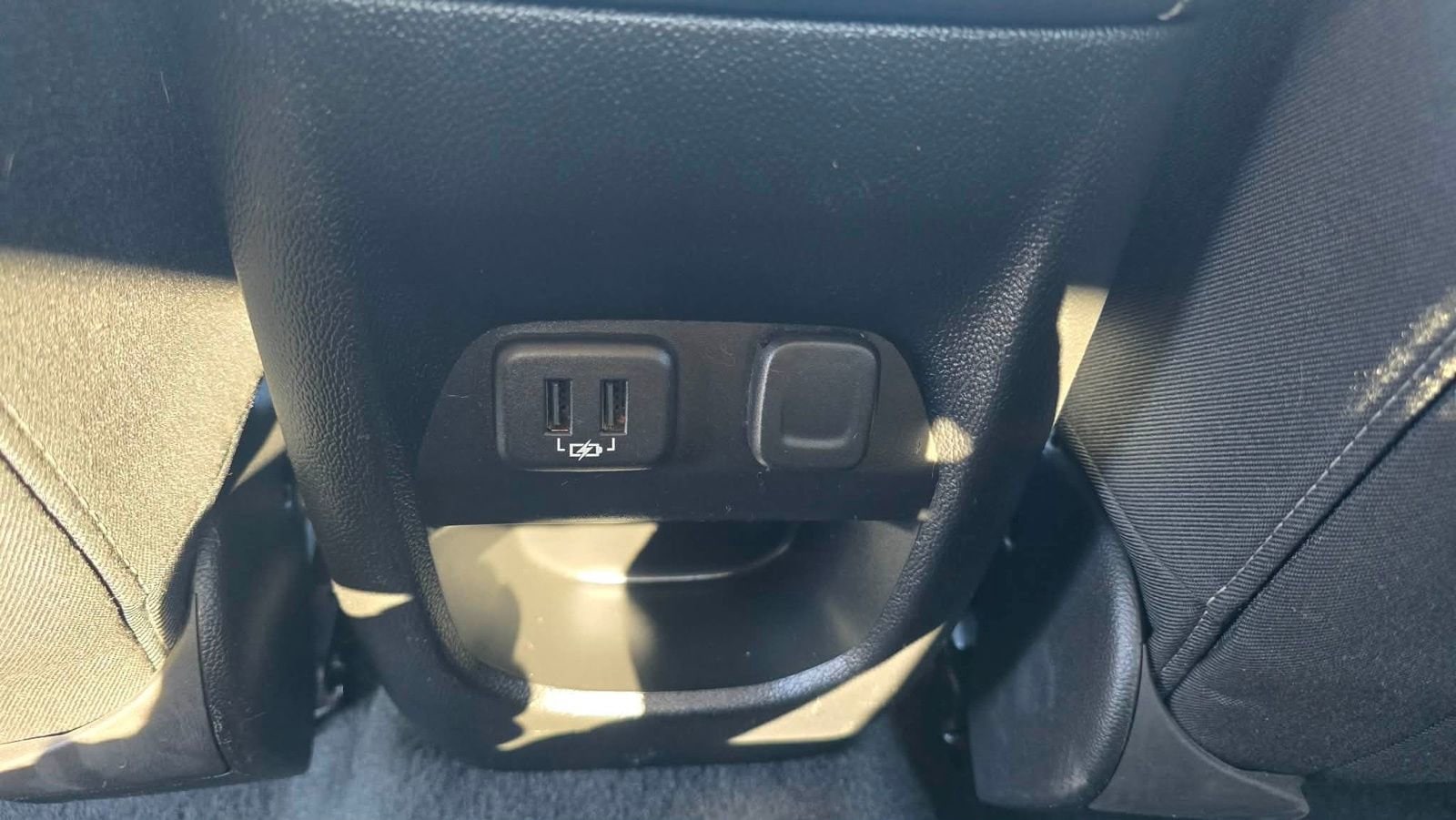 2020 Chevrolet Colorado LT - Photo 13