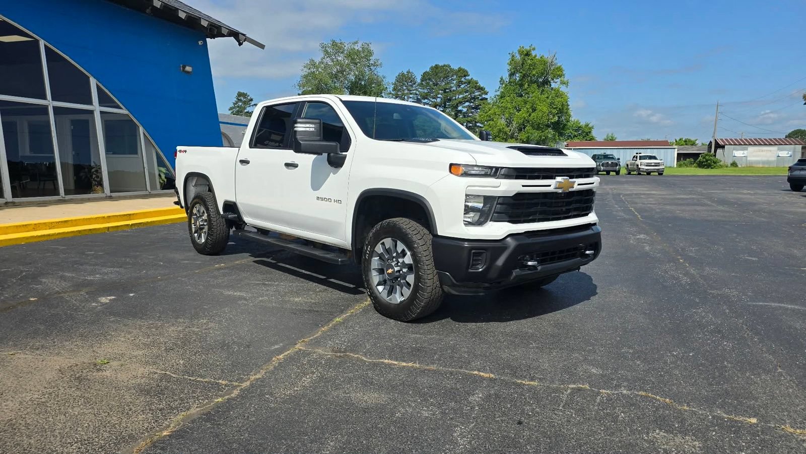 Used 2024 Chevrolet Silverado 2500HD Custom with VIN 1GC1YME7XRF375494 for sale in Little Rock
