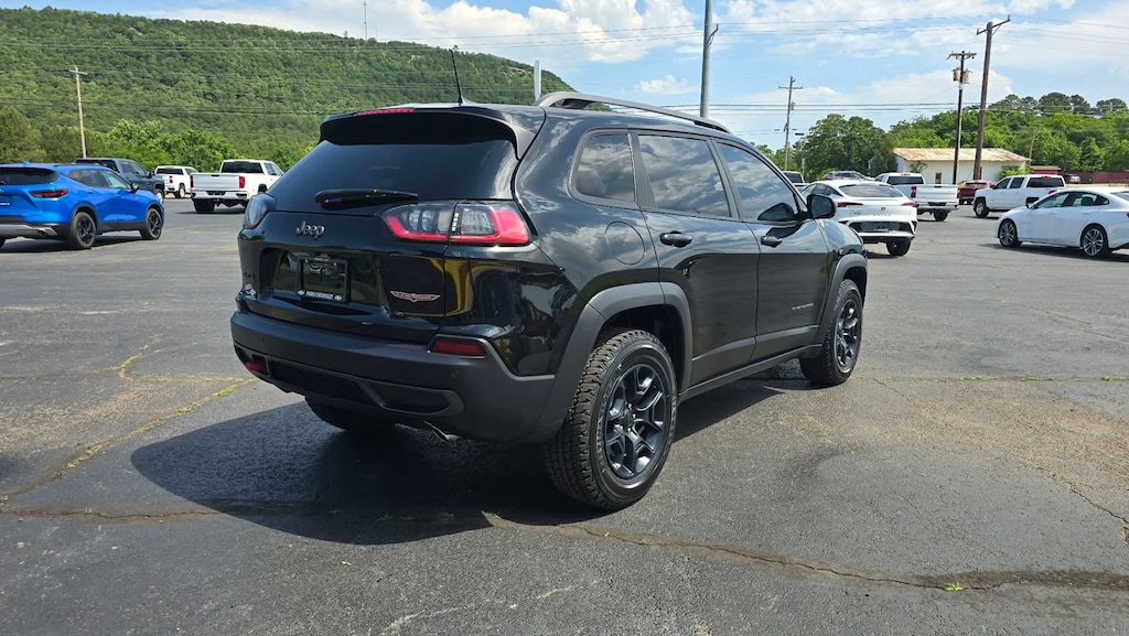 Used 2020 Jeep Cherokee Trailhawk