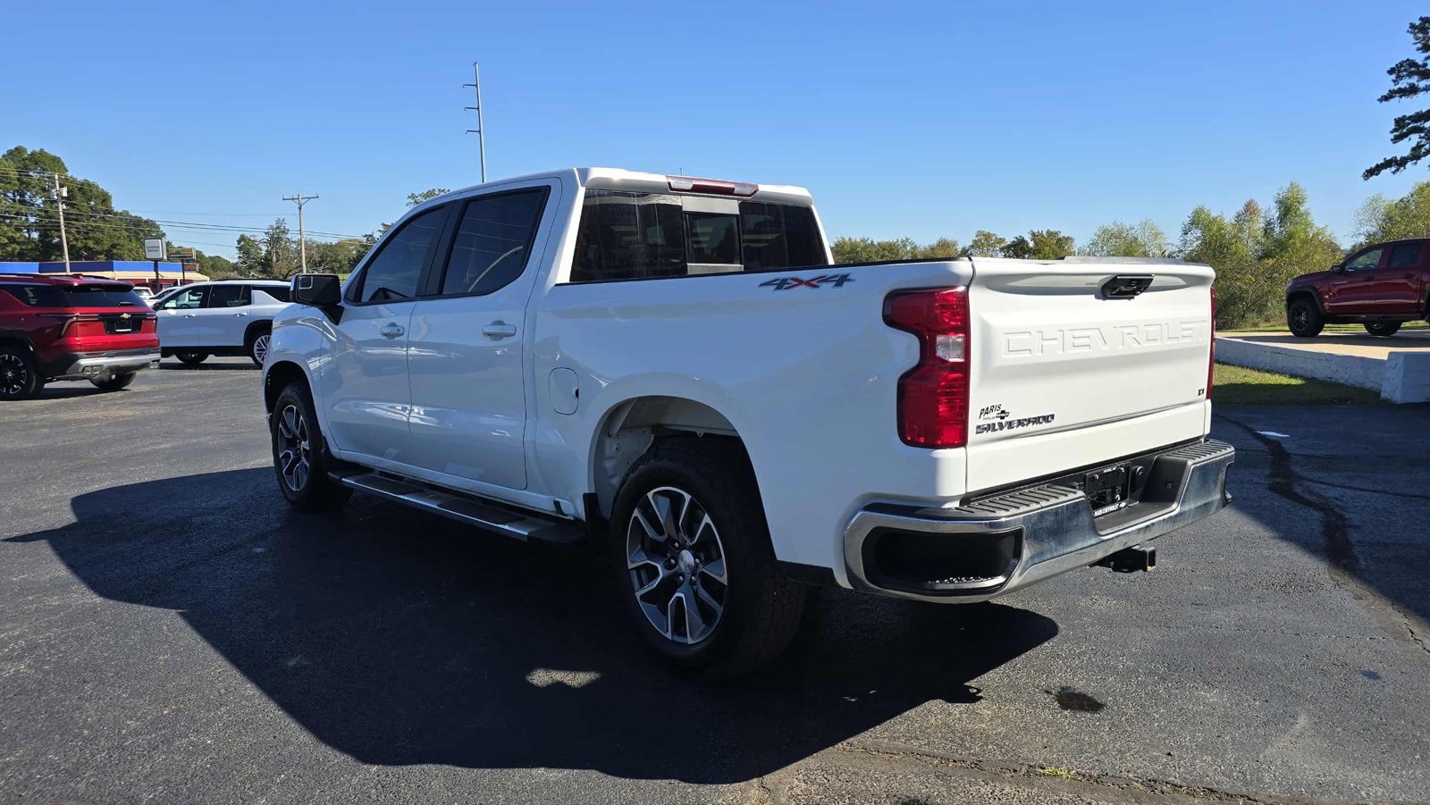 Used 2022 Chevrolet Silverado 1500 LT with VIN 3GCUDDET1NG611223 for sale in Little Rock