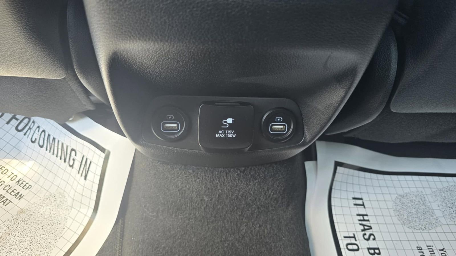 2022 Hyundai Santa Fe Limited - Photo 13