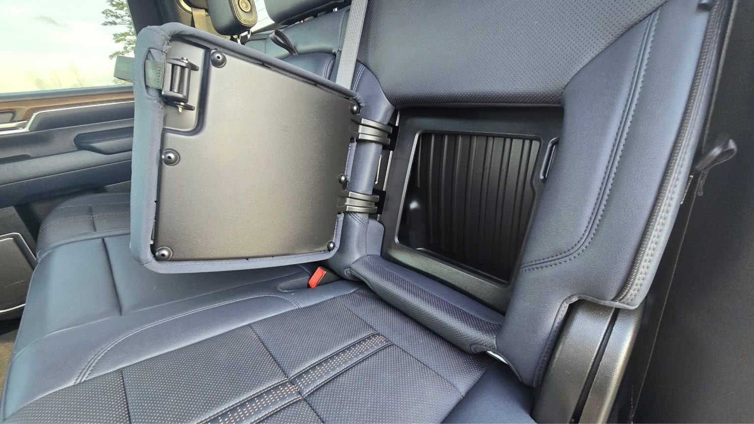 2024 Chevrolet Silverado 3500HD High Country - Photo 11
