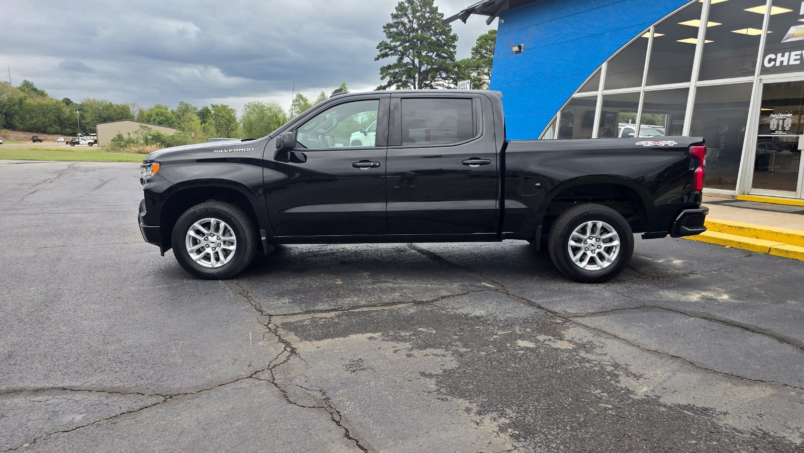Used 2026 Chevrolet Silverado 1500 RST with VIN 1GCUKEED3TZ124624 for sale in Little Rock