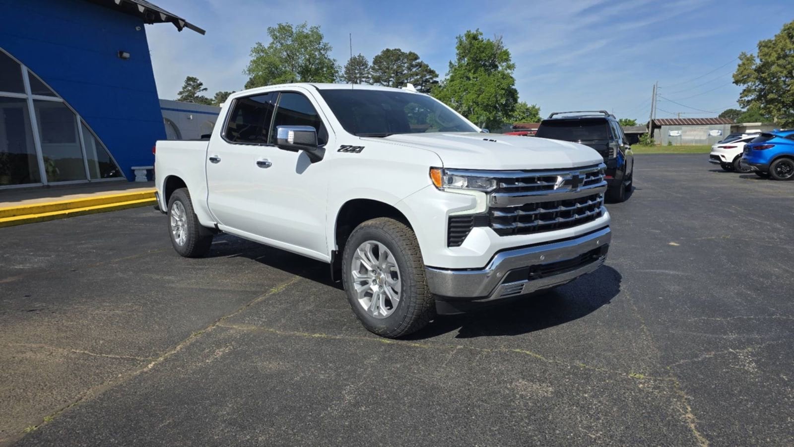 2026 Chevrolet Silverado 1500 LTZ - Photo 7
