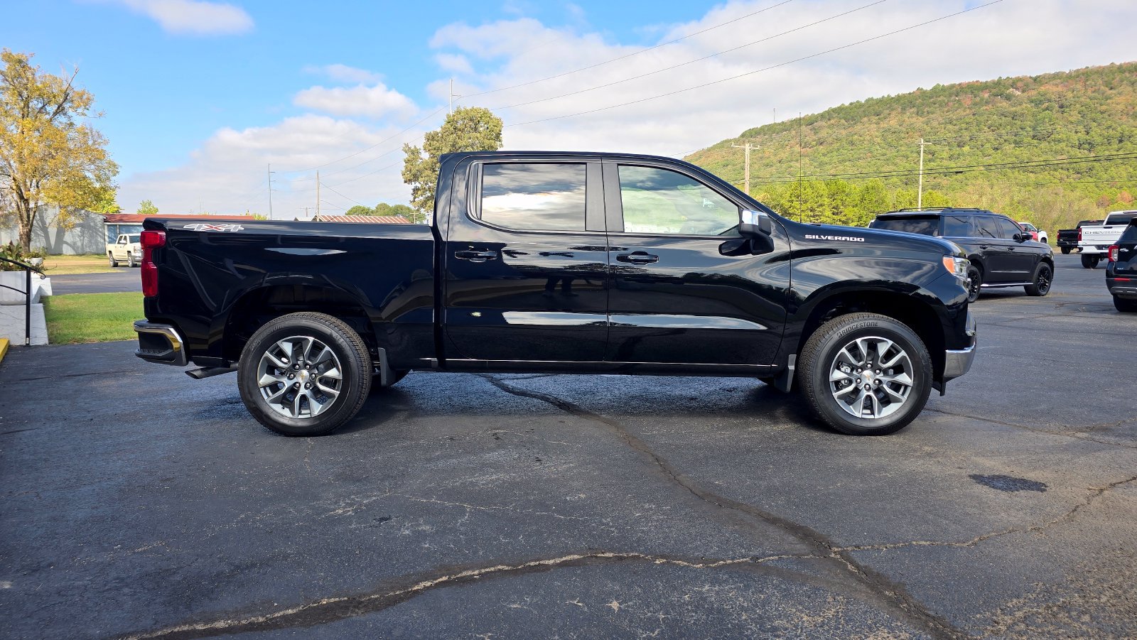 2026 Chevrolet Silverado 1500 LT - Photo 6