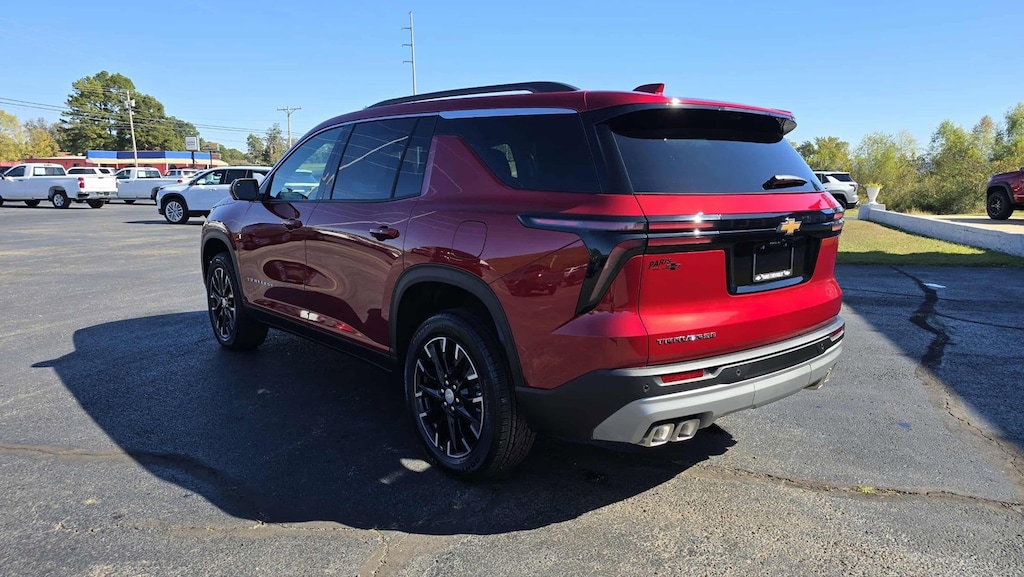 New 2026 Chevrolet Traverse LT SUV