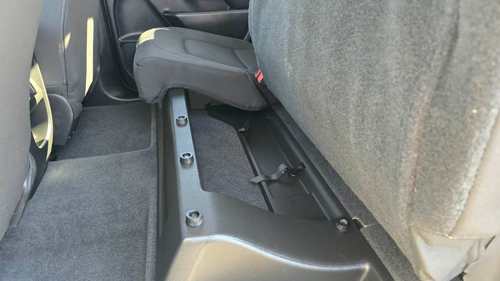 2020 Chevrolet Colorado LT - Photo 11