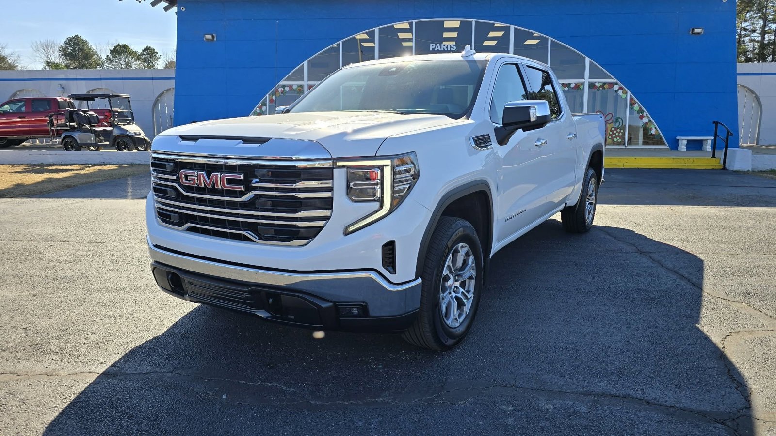 2025 GMC Sierra 1500 SLT's photo
