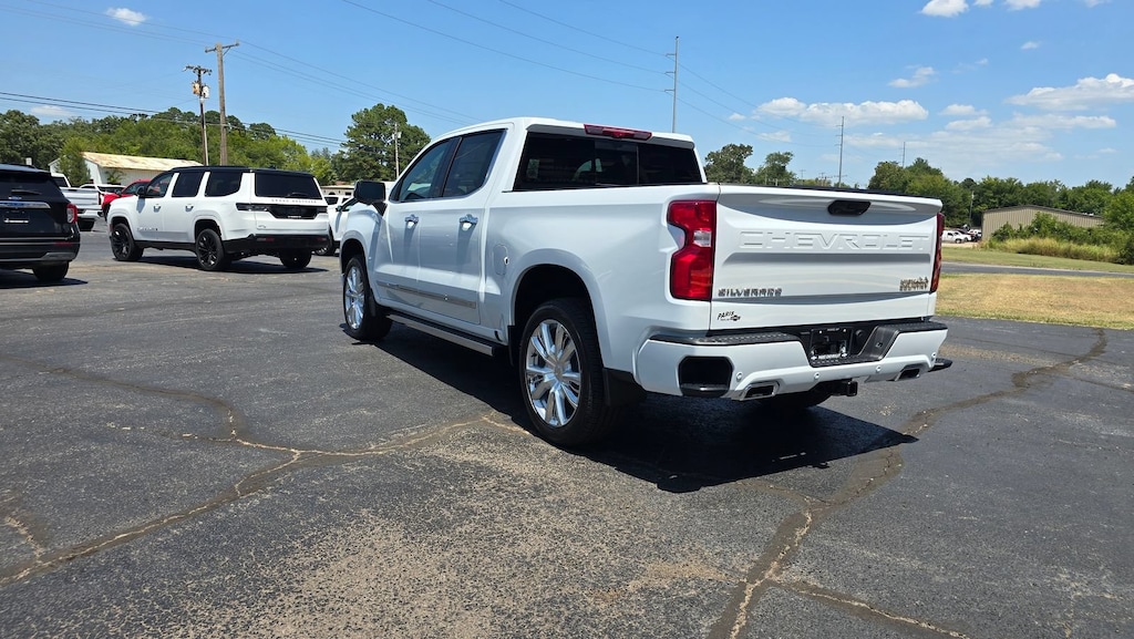 New 2026 Chevrolet Silverado 1500 High Country Truck