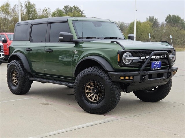 2022 Ford Bronco 4-Door Wildtrak's photo