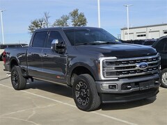 2024 Ford F-250SD Platinum Truck