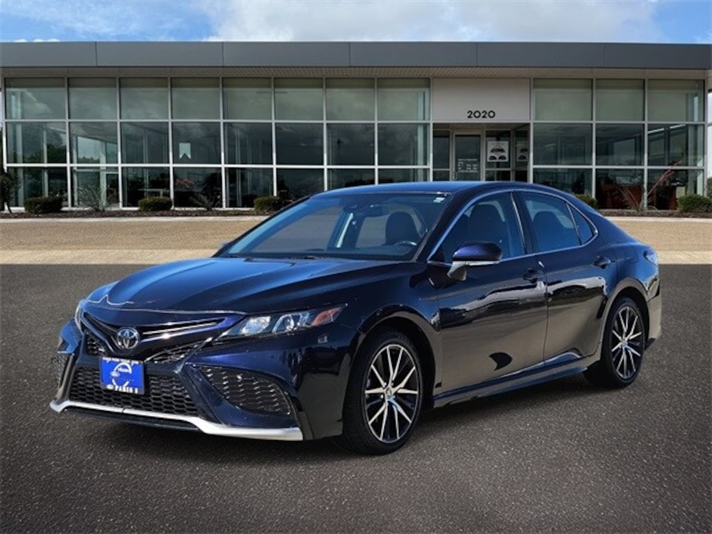 Used 2022 Toyota Camry Sedan