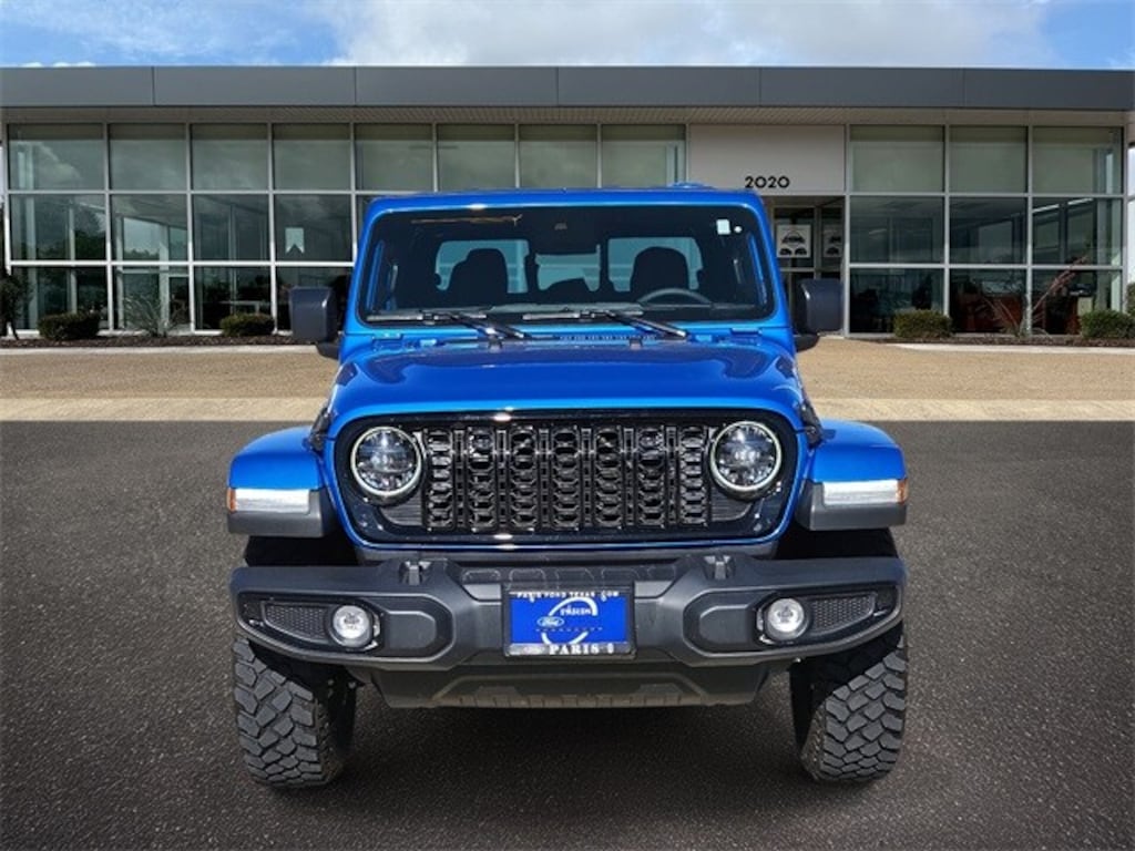 Used 2024 Jeep Gladiator Willys Truck