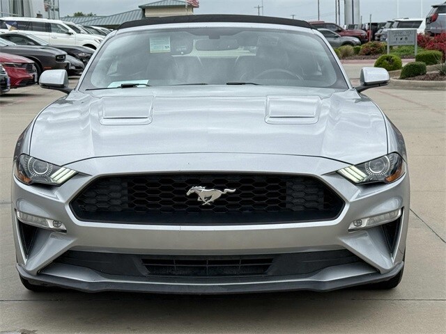 Used 2020 Ford Mustang EcoBoost Premium with VIN 1FATP8UH9L5138933 for sale in Paris, TX
