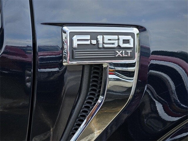 Used 2022 Ford F-150 XLT with VIN 1FTEW1EP5NKD20412 for sale in Paris, TX
