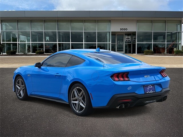 2025 Ford Mustang GT Premium photo 3