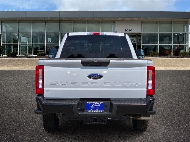 2026 Ford F-250 photo 4
