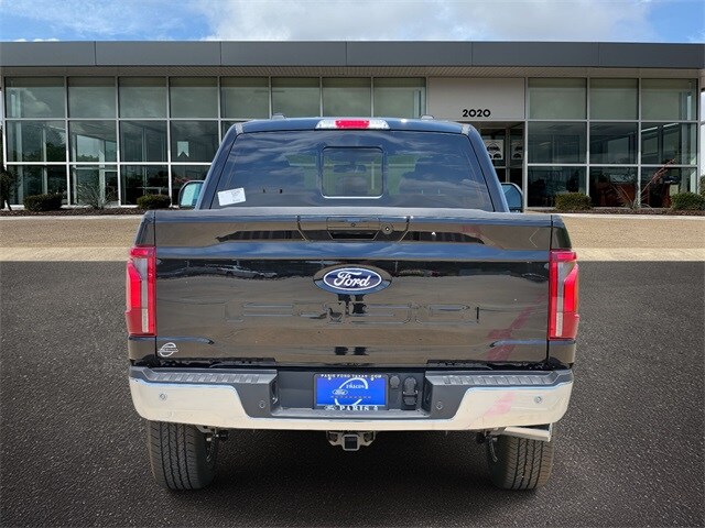 2025 Ford F-150 Lariat photo 4