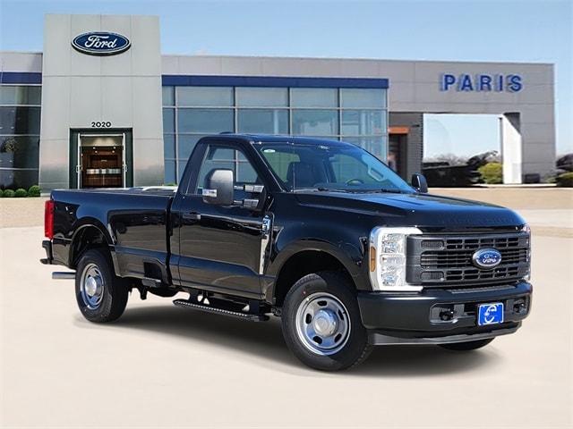 2026 Ford F-350 Super Duty XL's photo