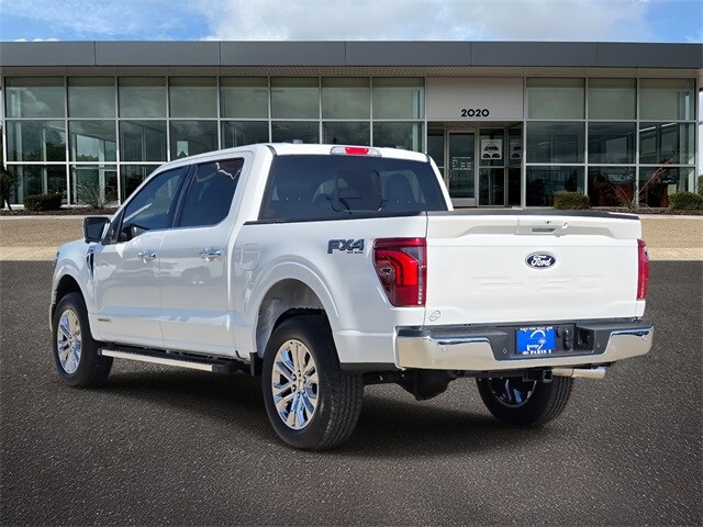 2025 Ford F-150 Lariat photo 3