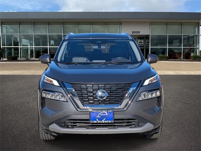 2021 Nissan Rogue SV photo 2