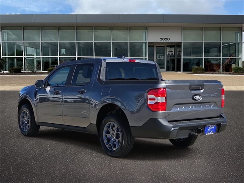 New 2025 Ford Maverick XLT Truck