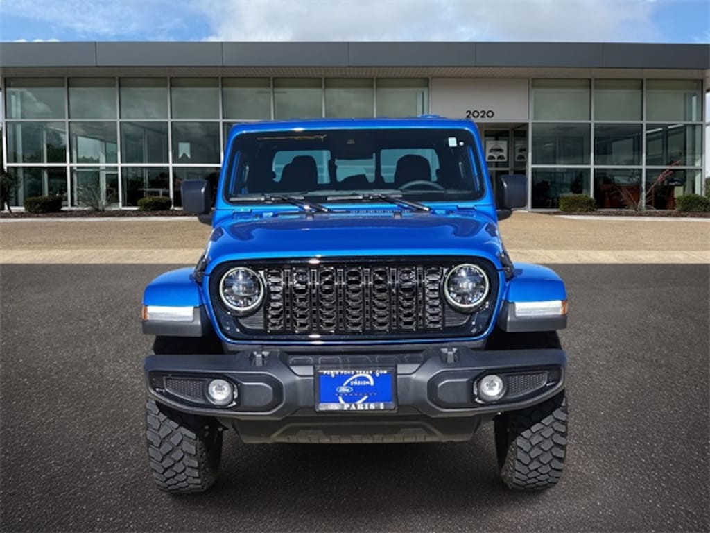 Used 2024 Jeep Gladiator Willys Truck