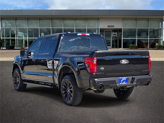2025 Ford F-150 XLT photo 3