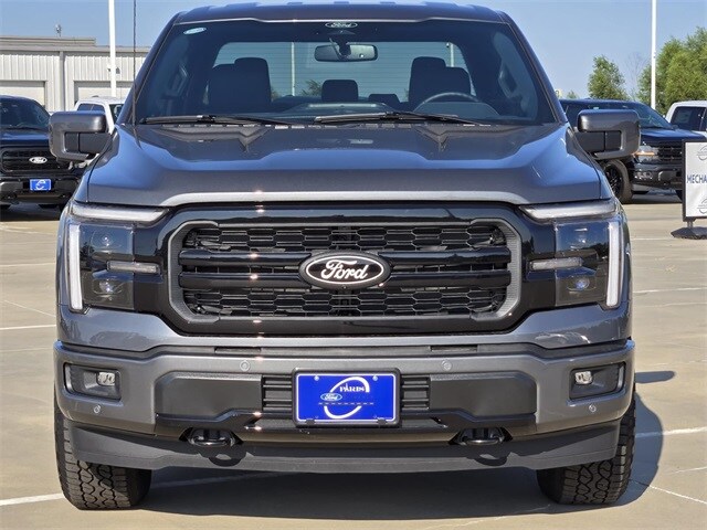 2025 Ford F-150 Lariat photo 2