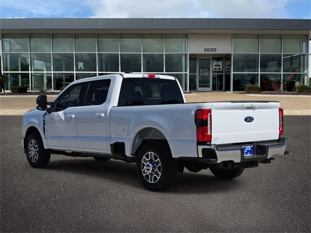 New 2026 Ford F-350SD Lariat Truck