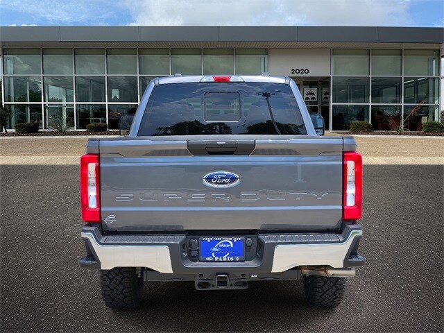 2025 Ford F-250 photo 4