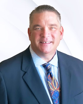 Staff member Tom Wofford from 4c809742039f