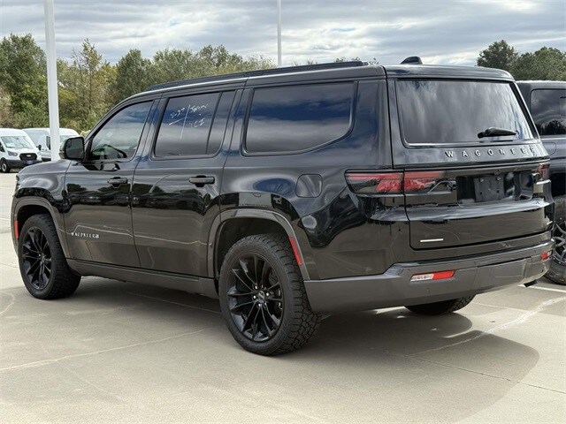 2022 Jeep Wagoneer Series III photo 4