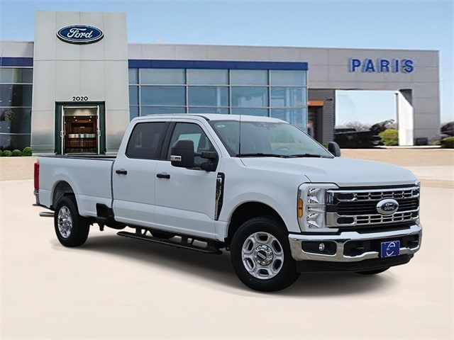 2026 Ford F-350 Super Duty XL's photo