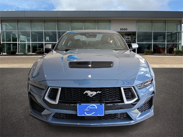 2025 Ford Mustang GT Premium photo 2