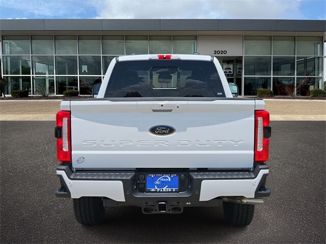 2025 Ford F-250 photo 4