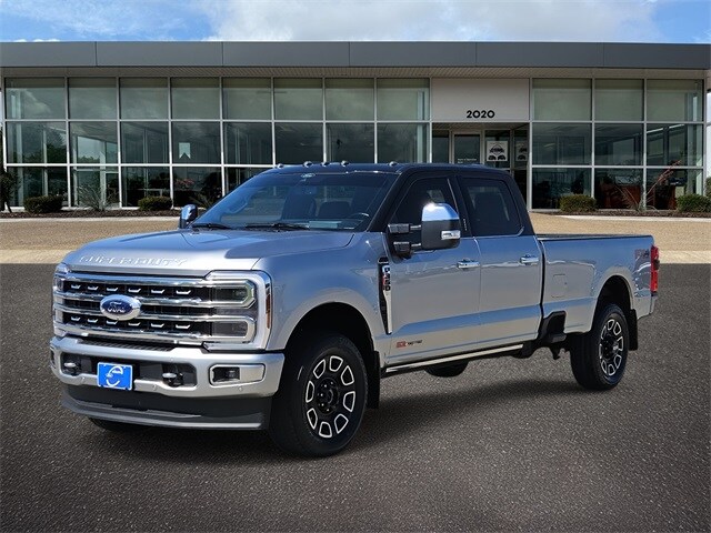 2024 Ford F-350 photo 3