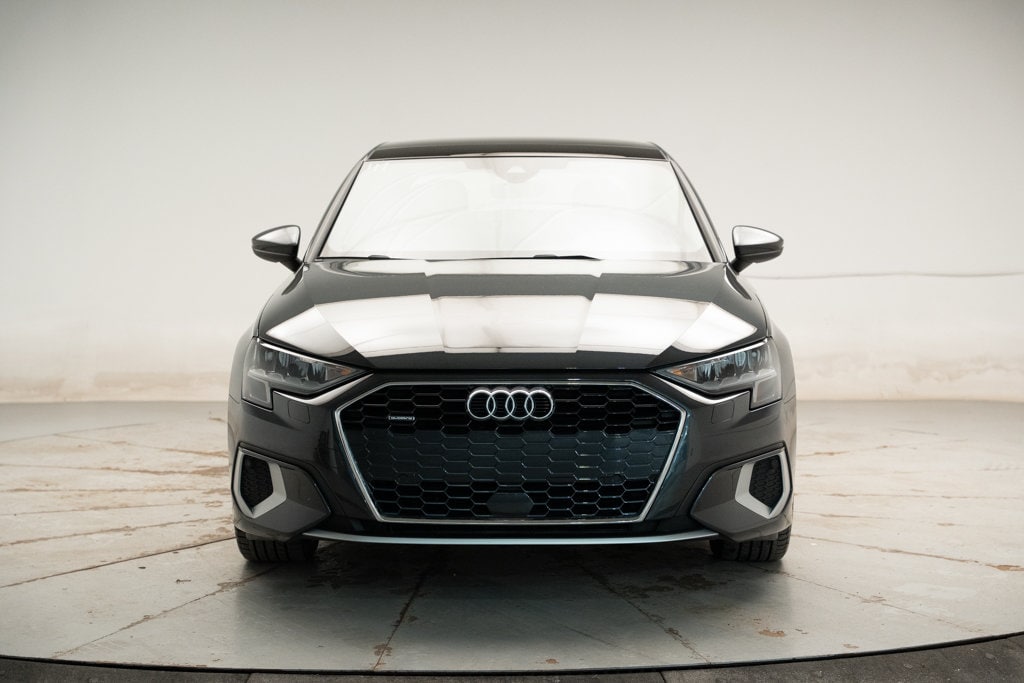 Used 2023 Audi 40 Komfort Berline